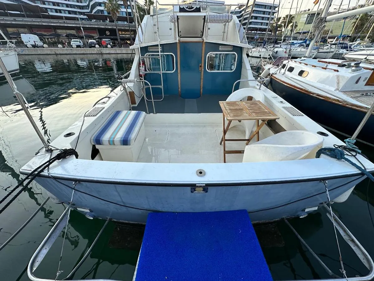 Botel !!Boat With Ac In Port Forum 2 Bikes Included!! Hotel Sant Adria de Besos